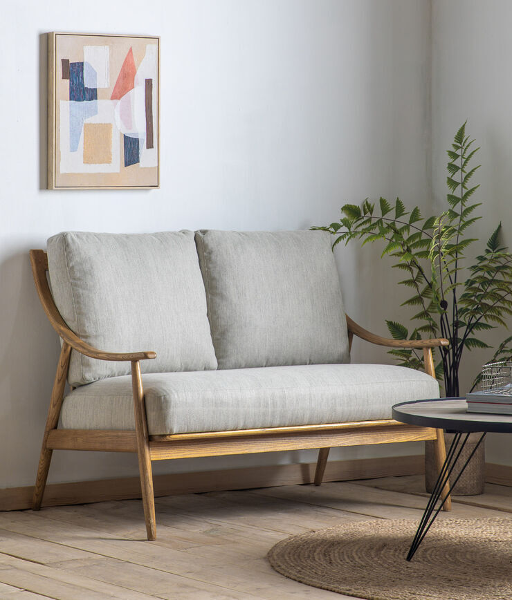 Luxury Sofas & Chairs: Class, Comfort & Coordination